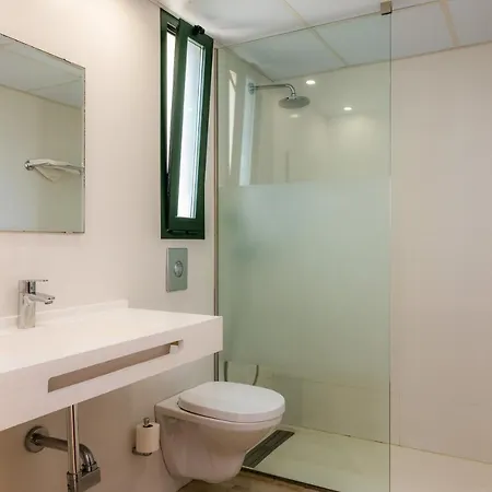 Apto Con Terraza 104 펜션 칼라 미요르